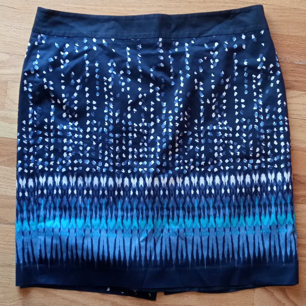 AnnTaylor Skirt size 16. Beautiful. Like brand new